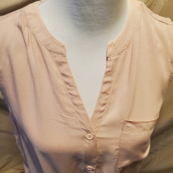 Ana Blush Color Front Tie Button Down 👚 SZ M 💕 - Picture 3 of 10